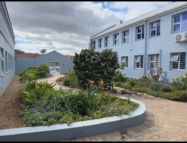 BUSINESS PROPERTY TO RENT IN WYNBERG